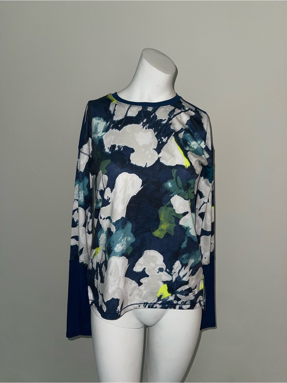 The north face dreamer faPrinted Long Sleeve Crewneck Top - Navy Floral